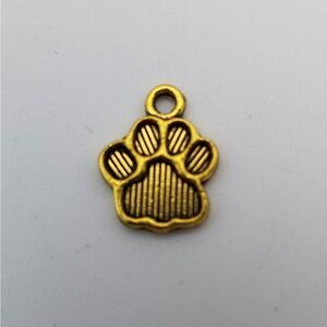 Pawprint‎ puppy love charm pendant